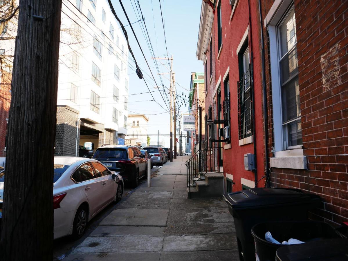 Oui On Ludlow - Entire House And Private Rooms In University City Philadelphie Extérieur photo