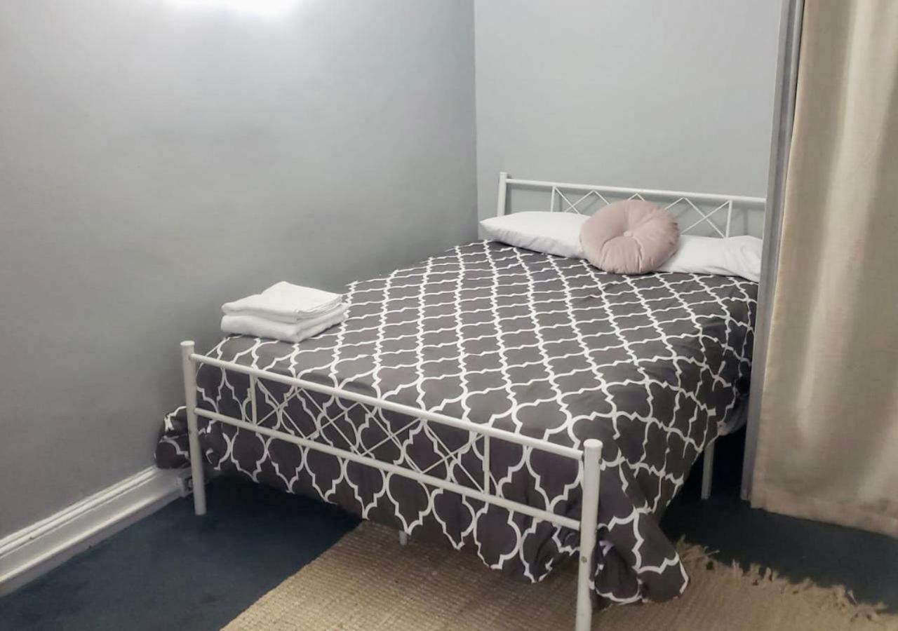 Oui On Ludlow - Entire House And Private Rooms In University City Philadelphie Extérieur photo