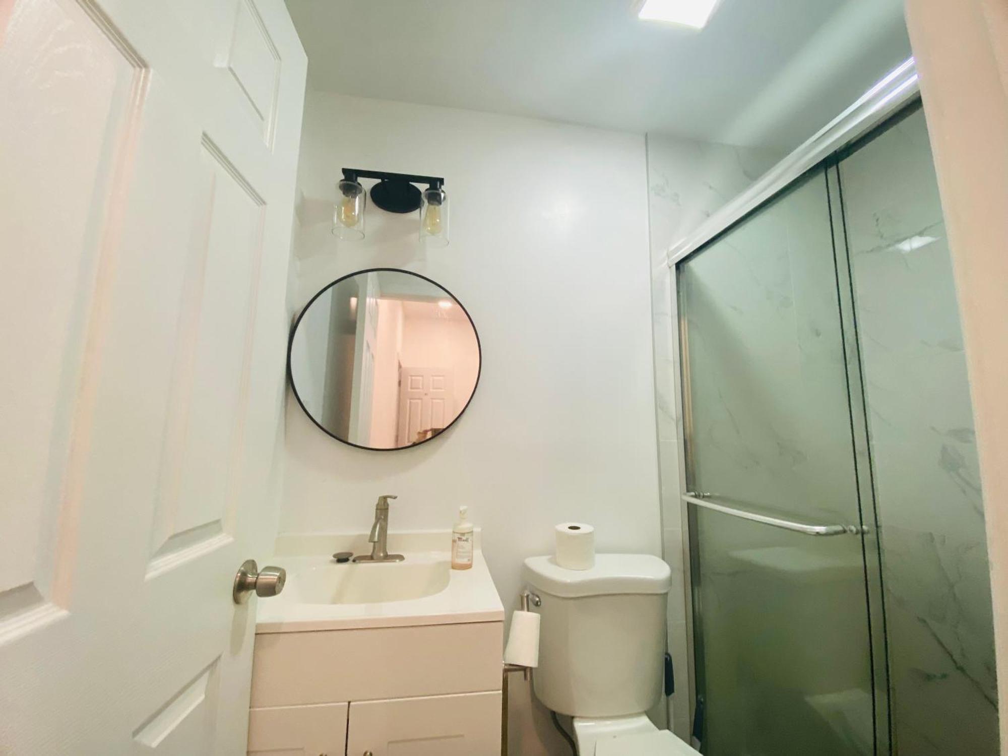 Oui On Ludlow - Entire House And Private Rooms In University City Philadelphie Extérieur photo